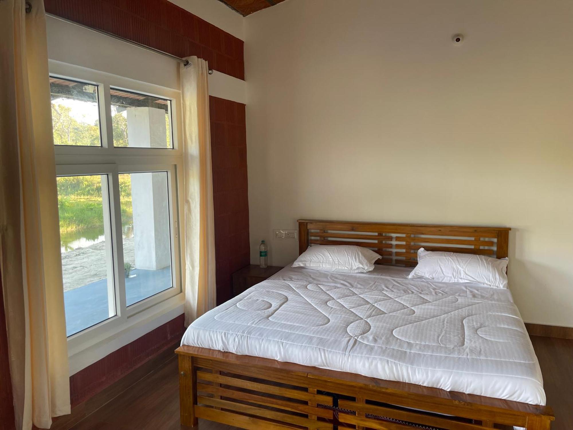 Lake Ripples - Farmstay & Camping Ponnampet 外观 照片